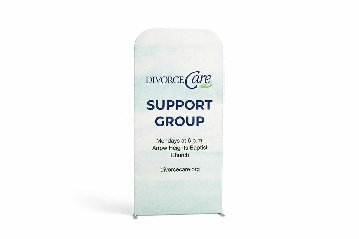 DivorceCare® Tension Display 36" x 90"